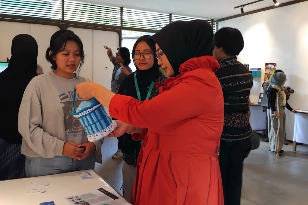 Ciptakan Karya, HIMA DKV Unpas Menggelar Pameran Bertajuk “Pandang”