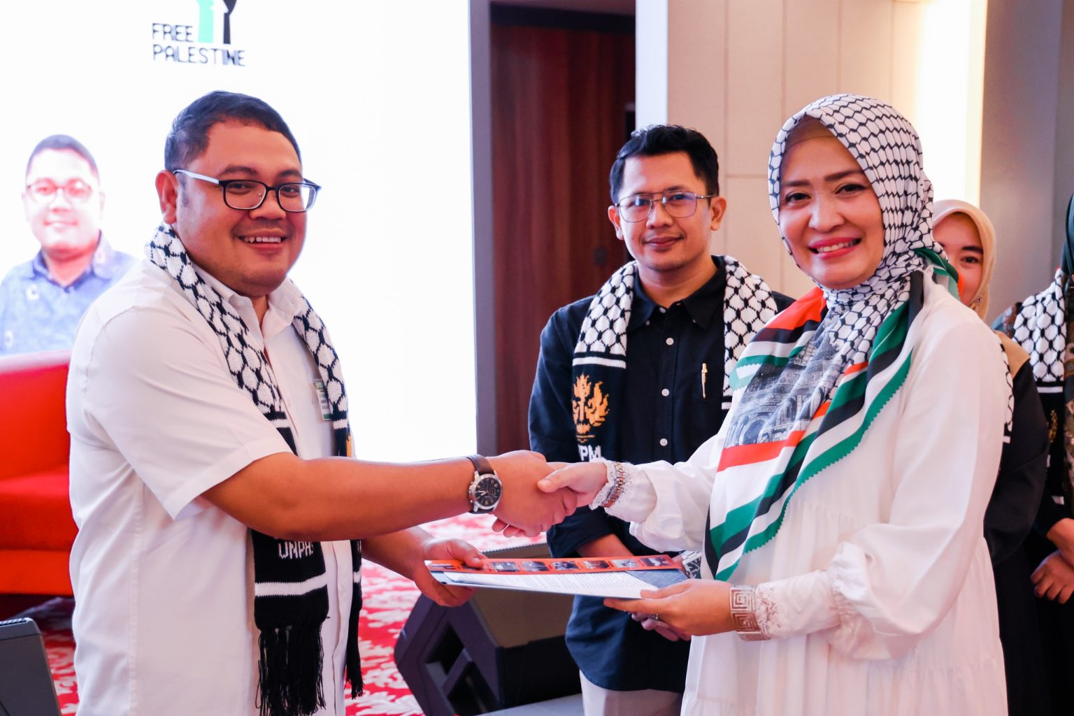 IKA MPM Unpas Gelar Silaturahmi Sekaligus Beri Santunan untuk Palestina