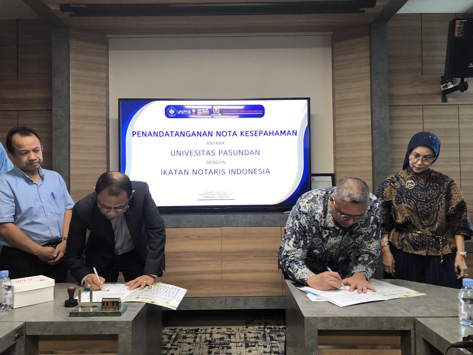 Universitas Pasundan Jalin Kerja Sama dengan Ikatan Notaris Indonesia