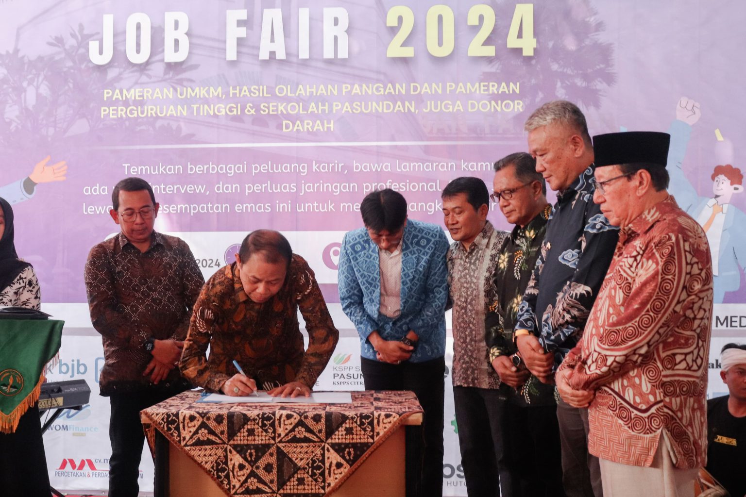 Paguyuban Pasundan Gelar Job Fair Sekaligus Penandatangan MoU APINDO dengan Unpas