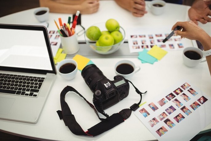 Peran Ilustrasi Fotografi Digital dalam Perancangan Komunikasi Visual