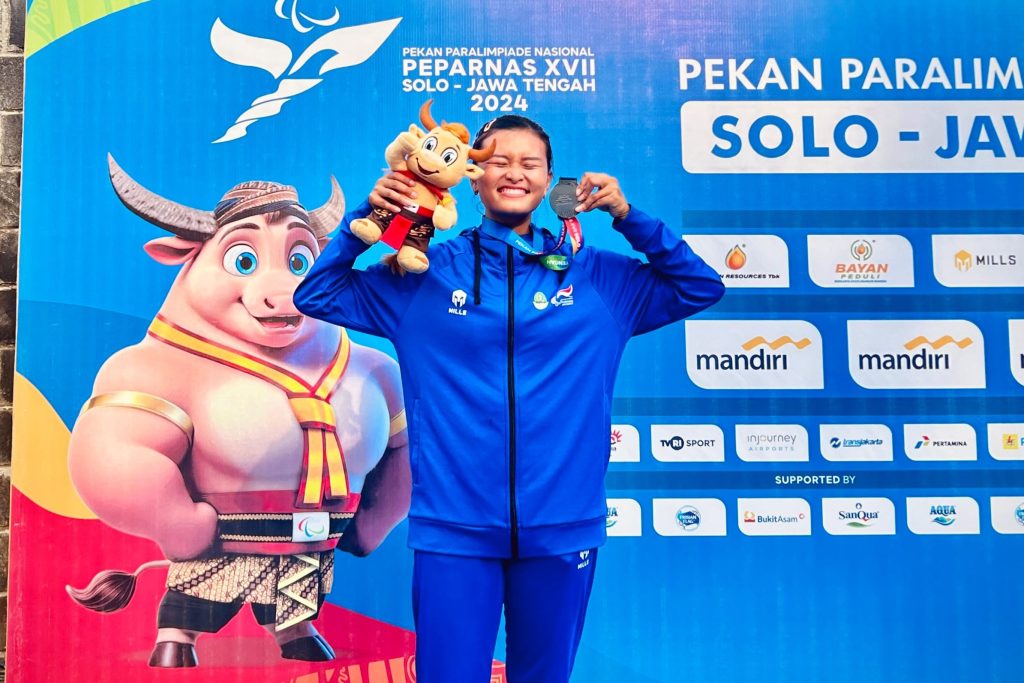 Mahasiswa Manajemen Unpas Keisya Raih Medali Perak di Peparnas XVII Solo 2024