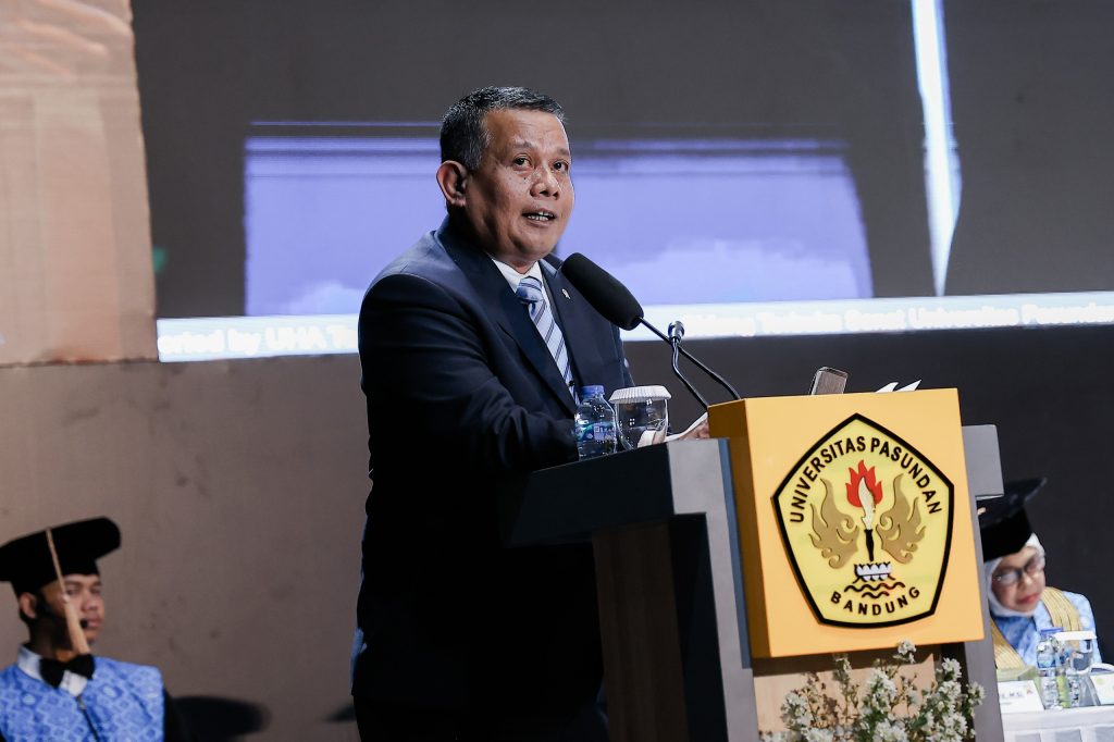 Wamen UMKM, Unpas Telah Mewisuda 2.129 Lulusan, Ini Daftar Wisudawan Terbaiknya!