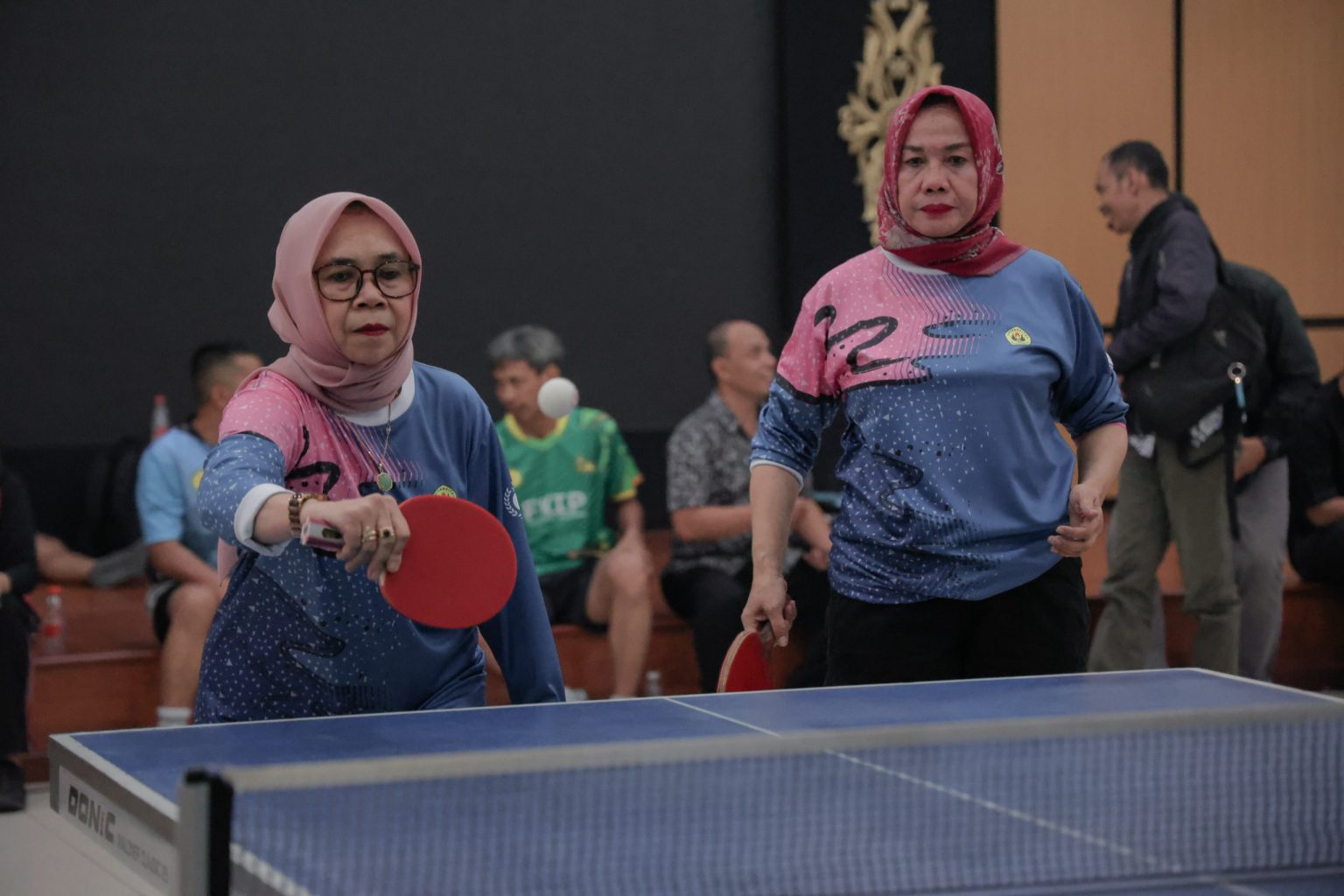 Jalin Silaturahmi dan Solidaritas Melalui Pertandingan Tenis Meja Dies Natalis Unpas