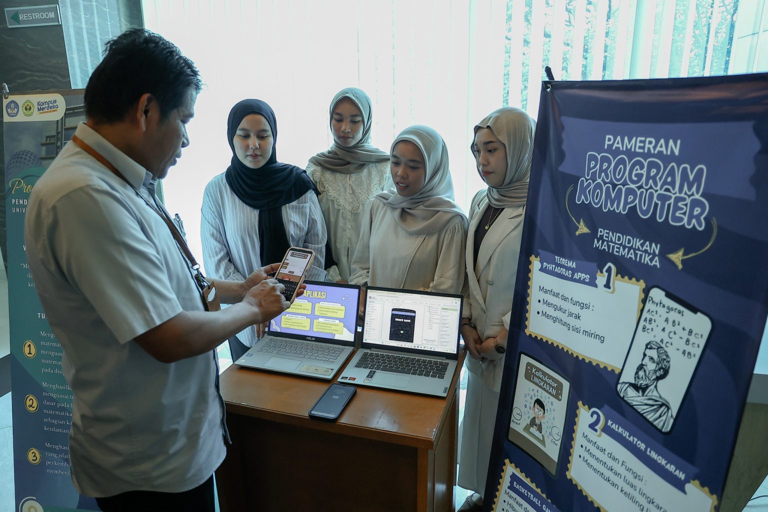 Mahasiswa Prodi Pendidikan Matematika FKIP Unpas Membuat Aplikasi Edukasi Hingga Game Android