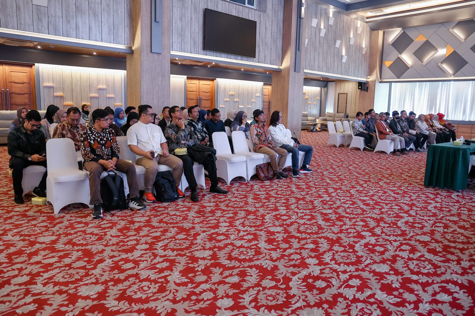 Calon Dekan FISS dan Pimpinan Prodi di Lingkungan Unpas Diberi Pembekalan Jelang Pelantikan