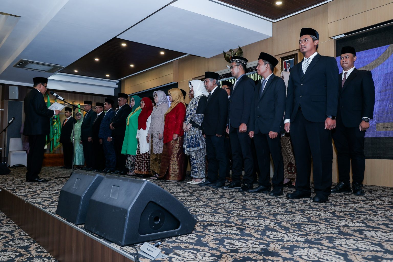 Rektor Lantik Dekan FISS, Ketua dan Sekretaris Prodi Serta Lembaga/Satuan/Divisi di Lingkungan Unpas