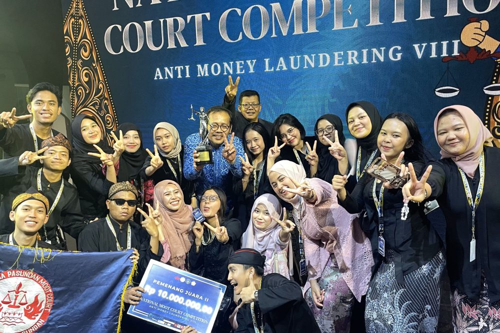 APMC FH Unpas Raih Juara 2 dalam National Moot Court Competition Anti Money Laundering VIII