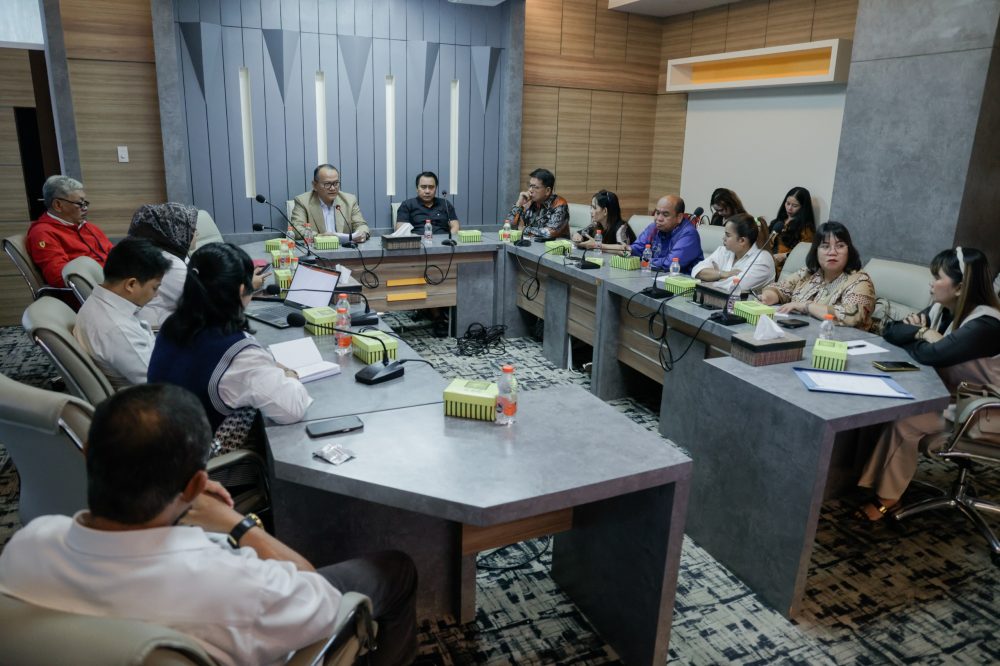 Unpas Terima Kunjungan Kerja DPRD Kutai Barat, Bahas Tunjangan Perumahan dan Transformasi Pimpinan Serta Anggota Dewan