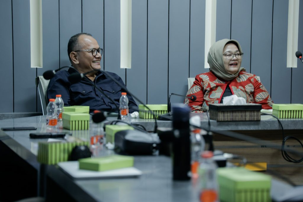 Unpas dan Poltekkesos Bandung Lanjutkan Kolaborasi Penanganan Kemiskinan Melalui Program Desa Sejahtera