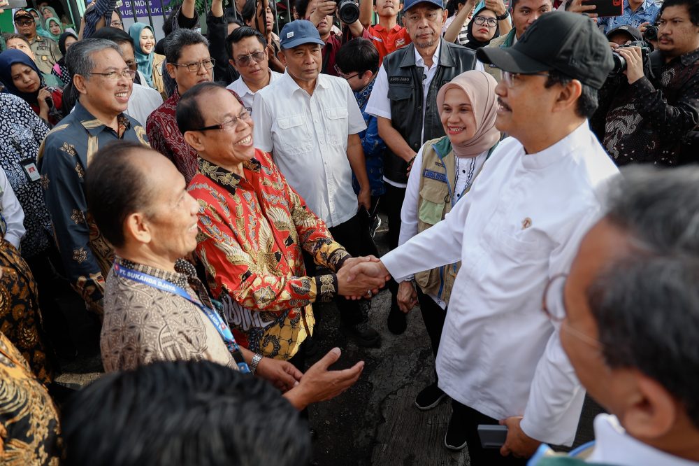 Menteri Sosial Apresiasi Inovasi Pengelolaan Sampah di Desa Binaan Unpas