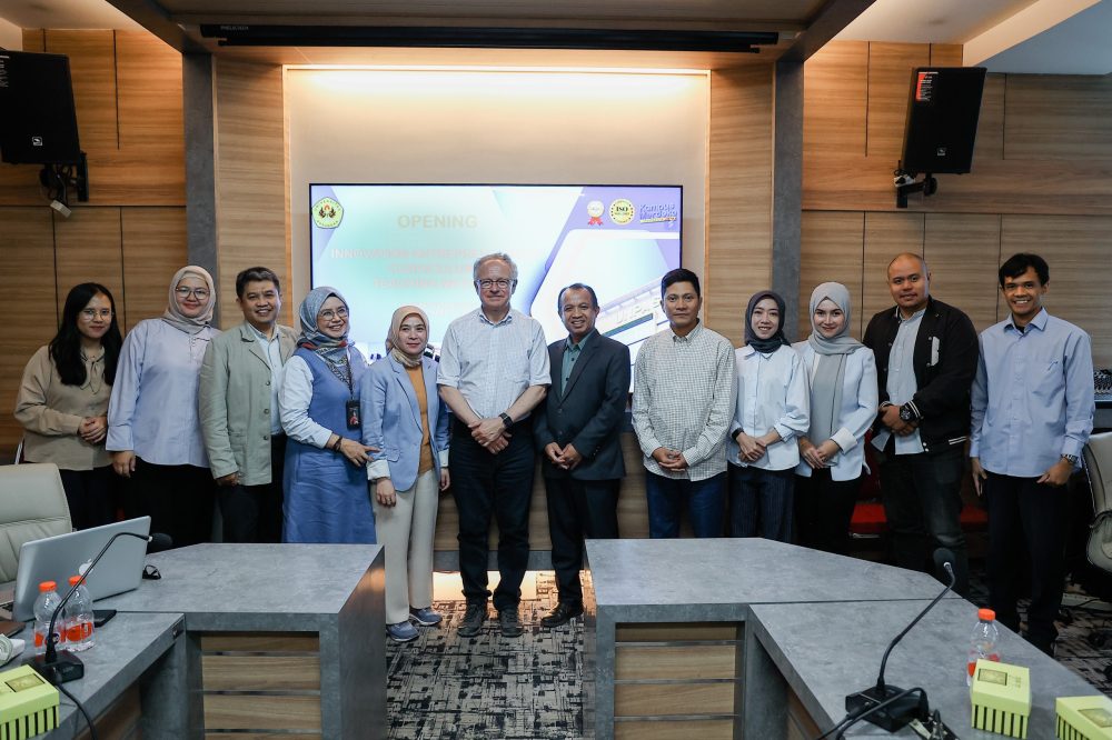 Unpas Bahas Kurikulum dan Metode Pembelajaran Kewirausahaan Bersama Pakar Inovasi Bisnis dari Twente University Netherland