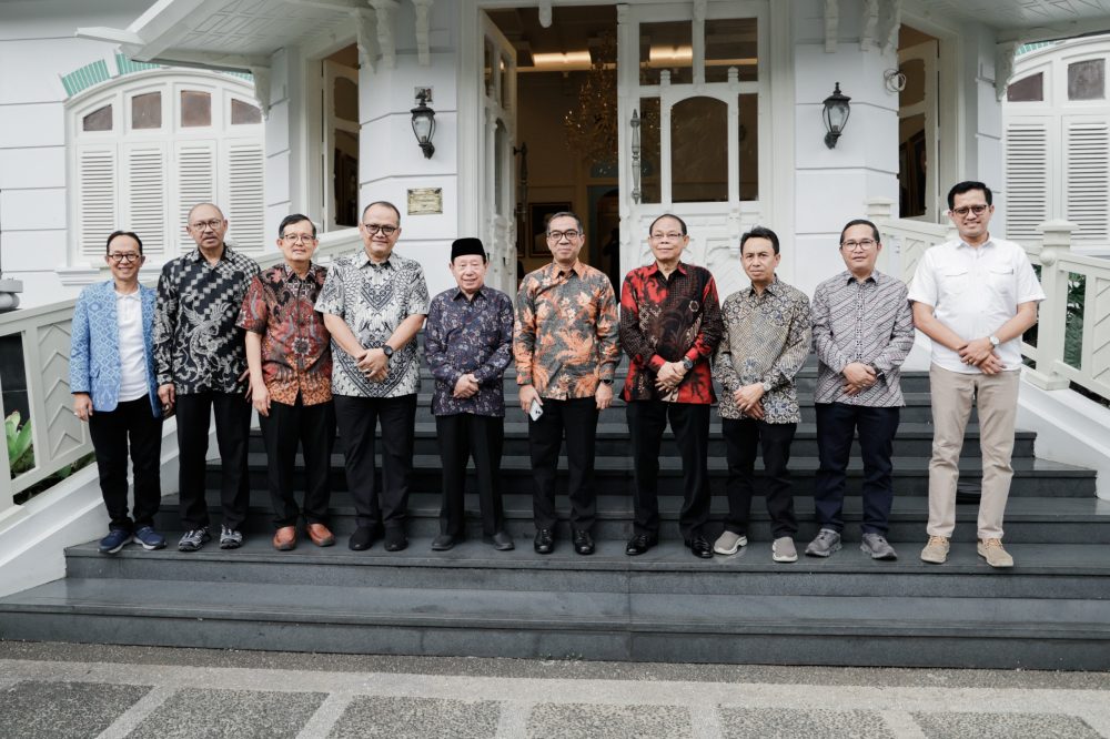 Unpas dan Paguyuban Pasundan Dapat Apresiasi Mendikti Saintek dalam Kunjungannya