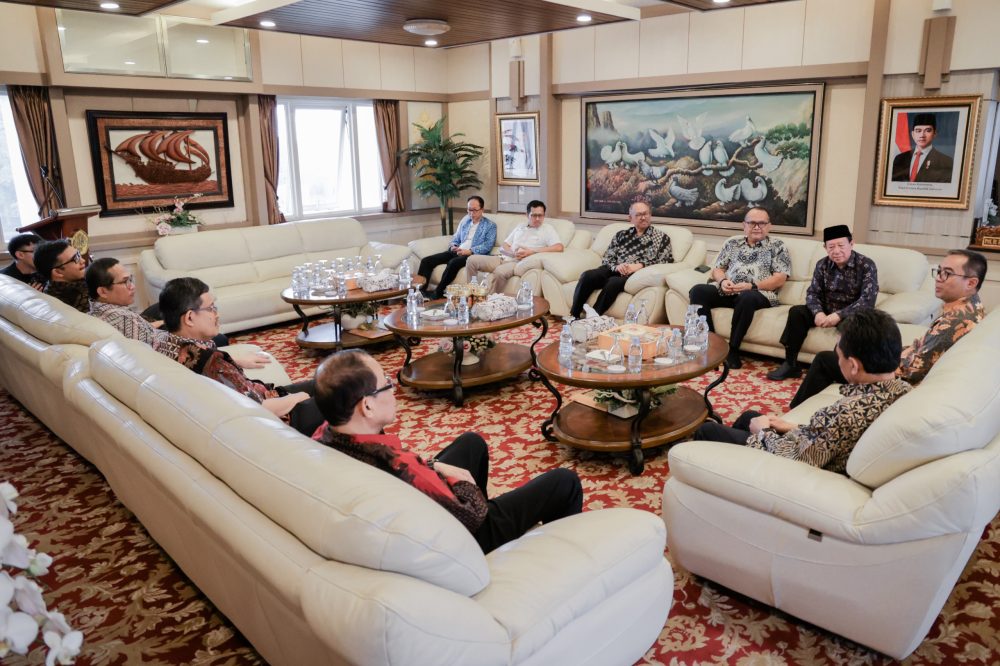 Unpas dan Paguyuban Pasundan Dapat Apresiasi Mendikti Saintek dalam Kunjungannya