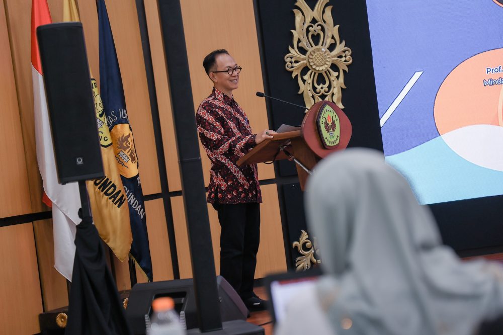 FISIP Unpas Gelar Seminar Internasional dan Jalin Kolaborasi Global