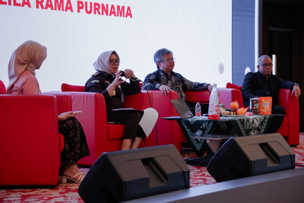 Seminar dan Musyawarah Nasional FH Unpas Bahas Forum Previlegiatum