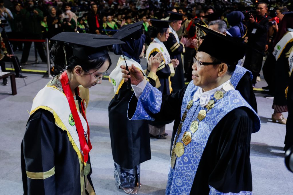 Wisuda Unpas Gelombang II TA 2024/2025, 1.134 Lulusan Siap Wujudkan Perubahan