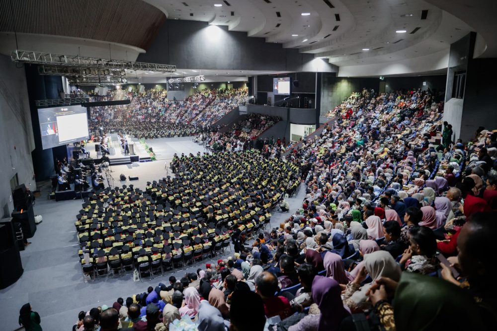 Wisuda Unpas Gelombang II TA 2024/2025, 1.134 Lulusan Siap Wujudkan Perubahan