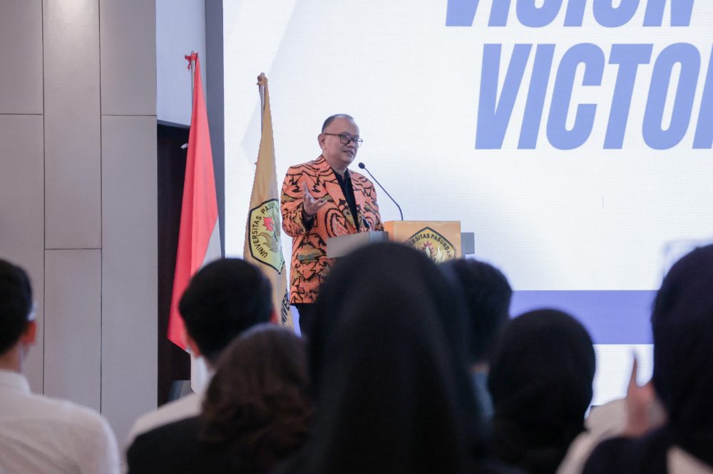 Menteri Ketenagakerjaan Beri Bekal Tiga Mindset Kunci di Seminar yang Digelar BEM Unpas