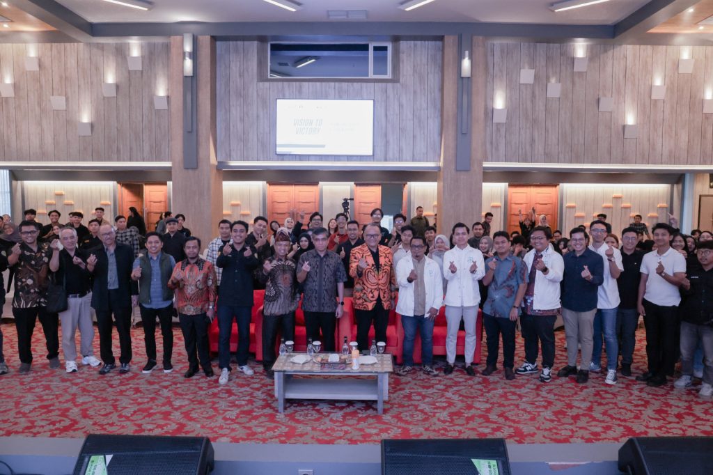 Menteri Ketenagakerjaan Beri Bekal Tiga Mindset Kunci di Seminar yang Digelar BEM Unpas