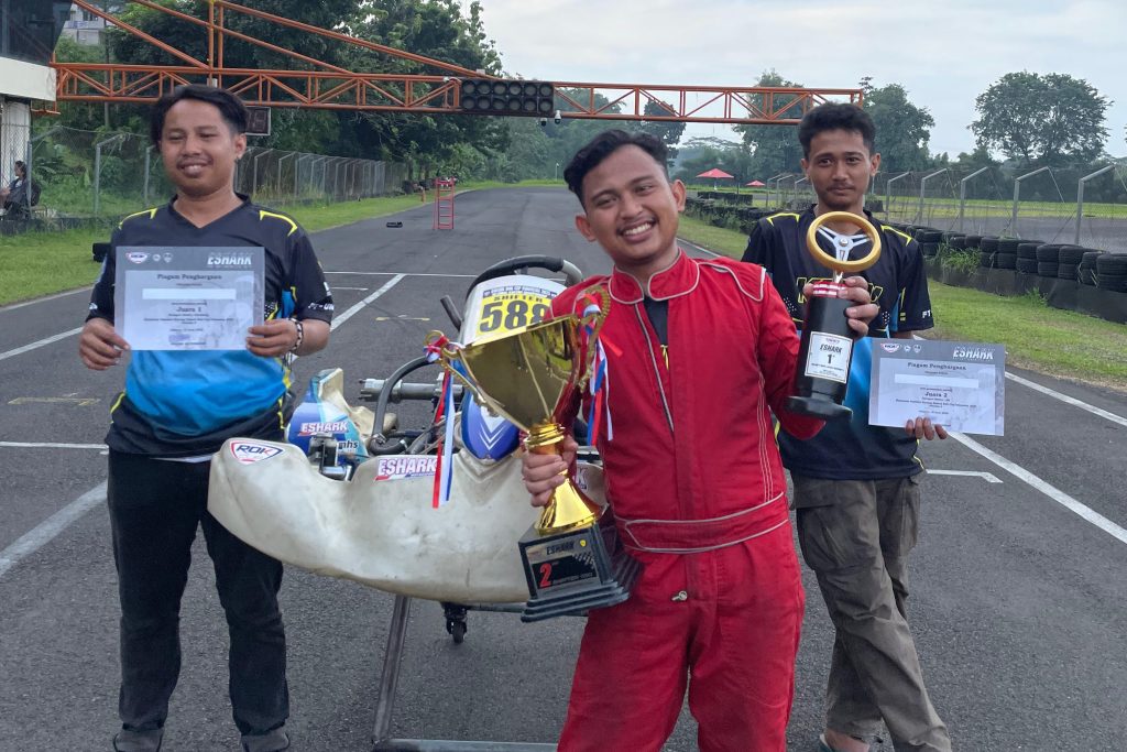 Mahasiswa Teknik Mesin Unpas Sabet Juara di Dua Kelas Eshark Rok Cup Indonesia 2025 Round 4