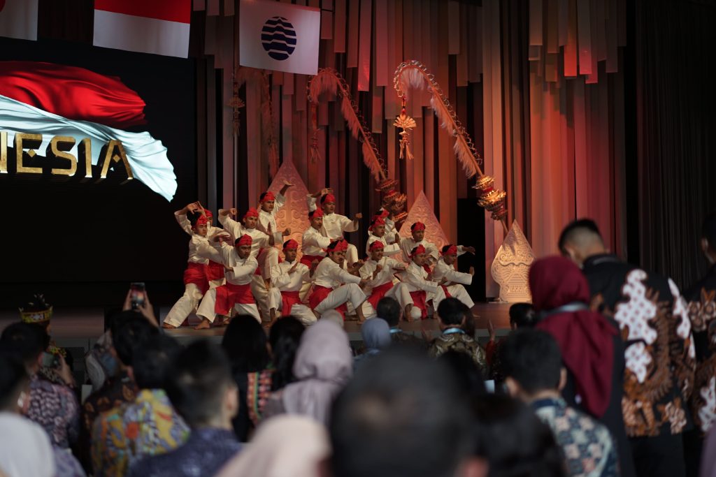 Dua Mahasiswa Unpas Tampilkan Pencak Silat di World Expo 2025 Osaka