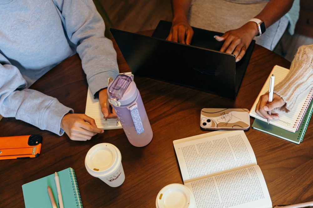 Mahasiswa Unpas, Ini Cara Ngapalin Materi Kuliah Tanpa Ngerasa Bosan!