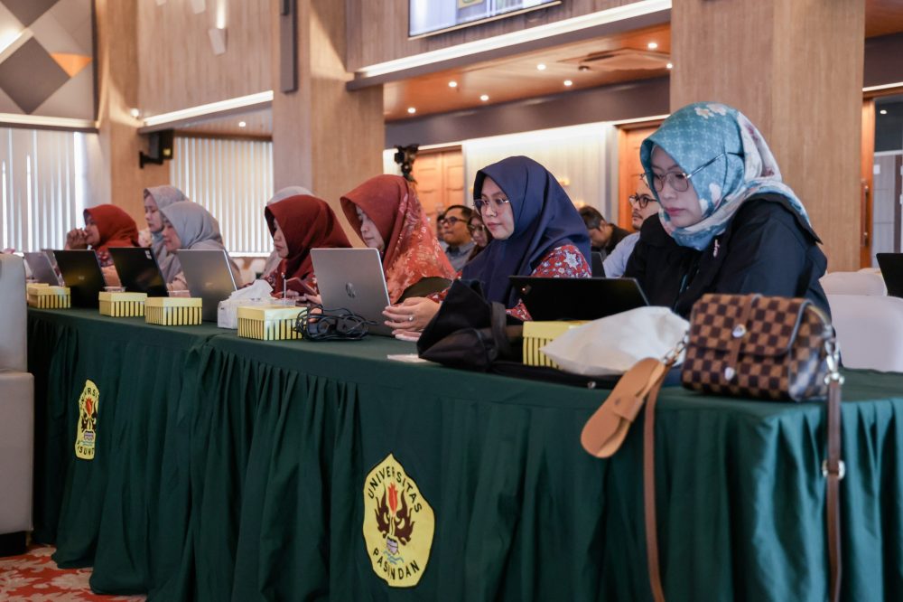Unpas Fasilitasi Workshop Penulisan Artikel Ilmiah Program LLDIKTI Wilayah IV Jabar dan Banten