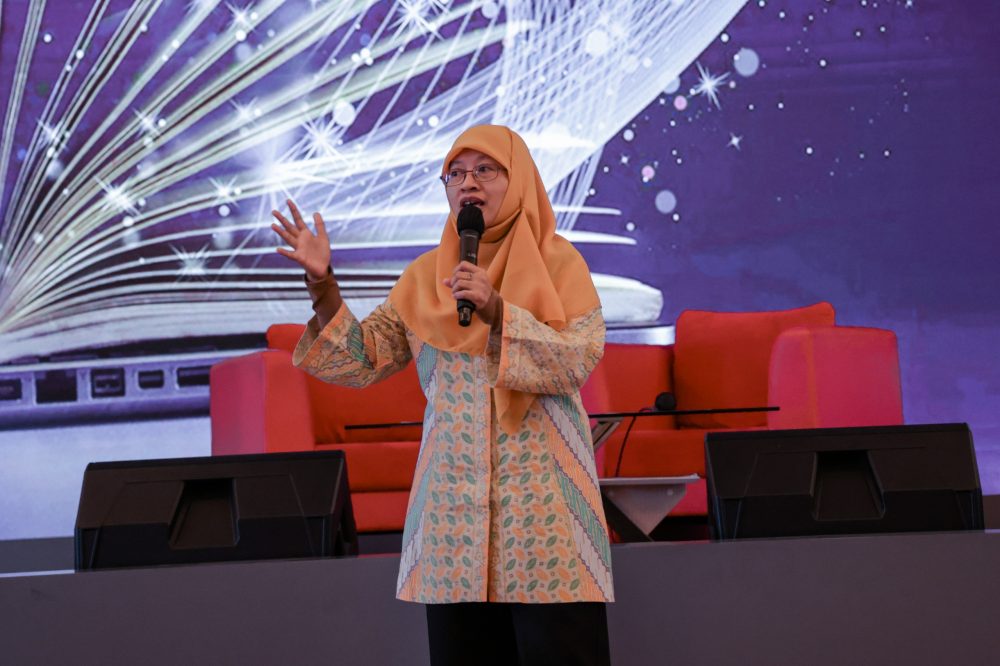 Unpas Fasilitasi Workshop Penulisan Artikel Ilmiah Program LLDIKTI Wilayah IV Jabar dan Banten