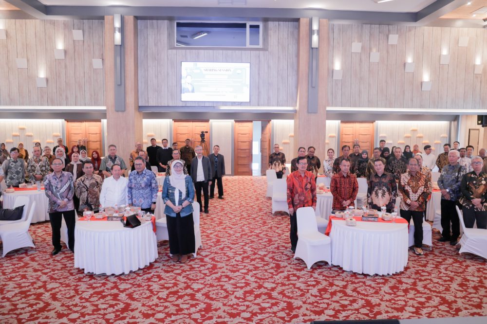 Unpas menggelar Seminar Sehari