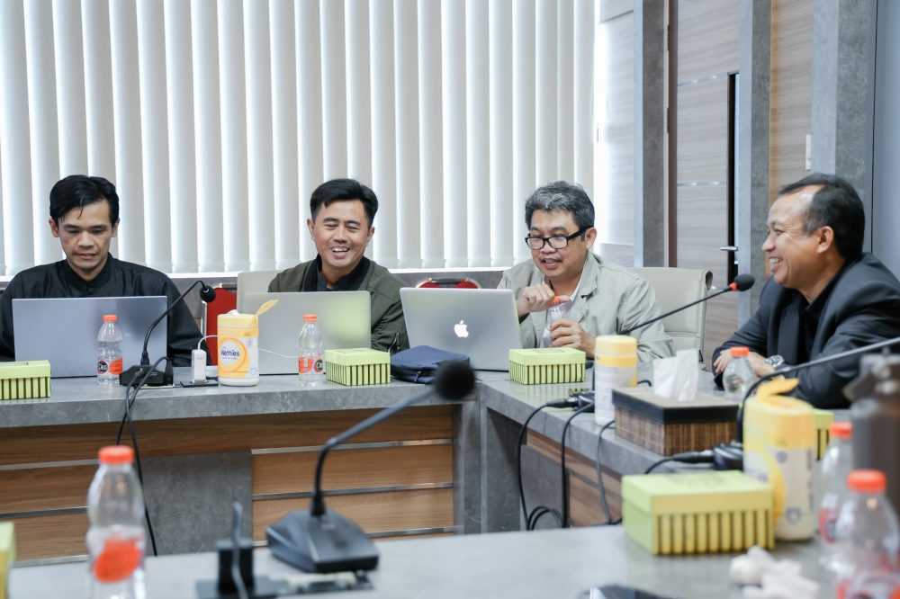 Unpas terima kunjungan dari LLDIKTI Wilayah III yang didampingi LLDIKTI Wilayah IV. (Foto: Rico B)