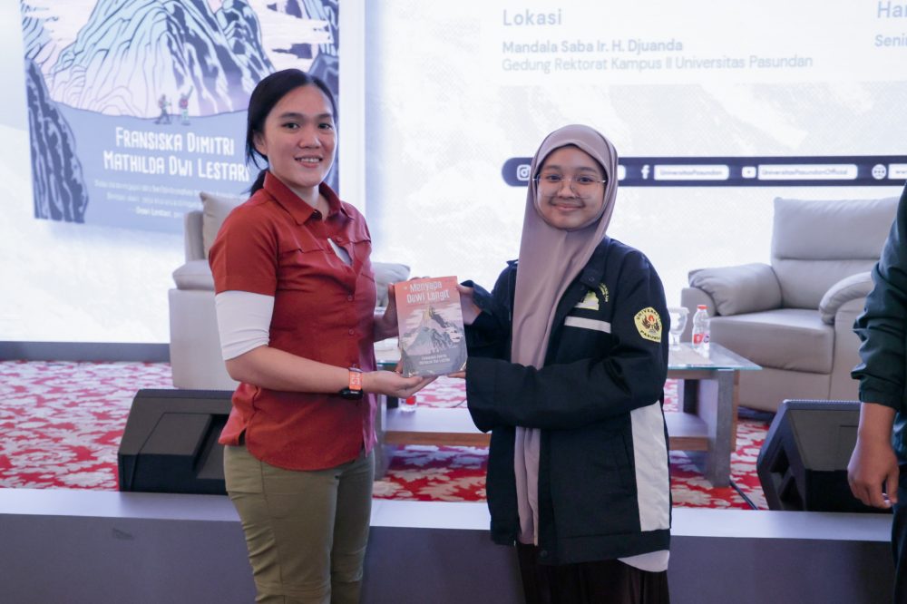 Unpas Eiger Fransiska Dimitri