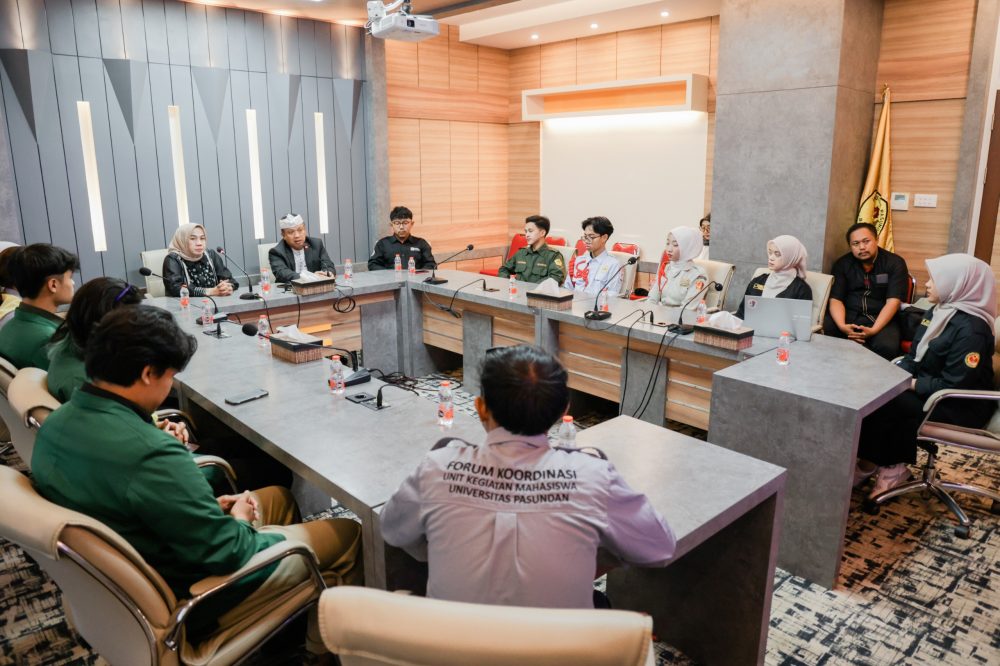 Relawan Mahasiswa Unpas