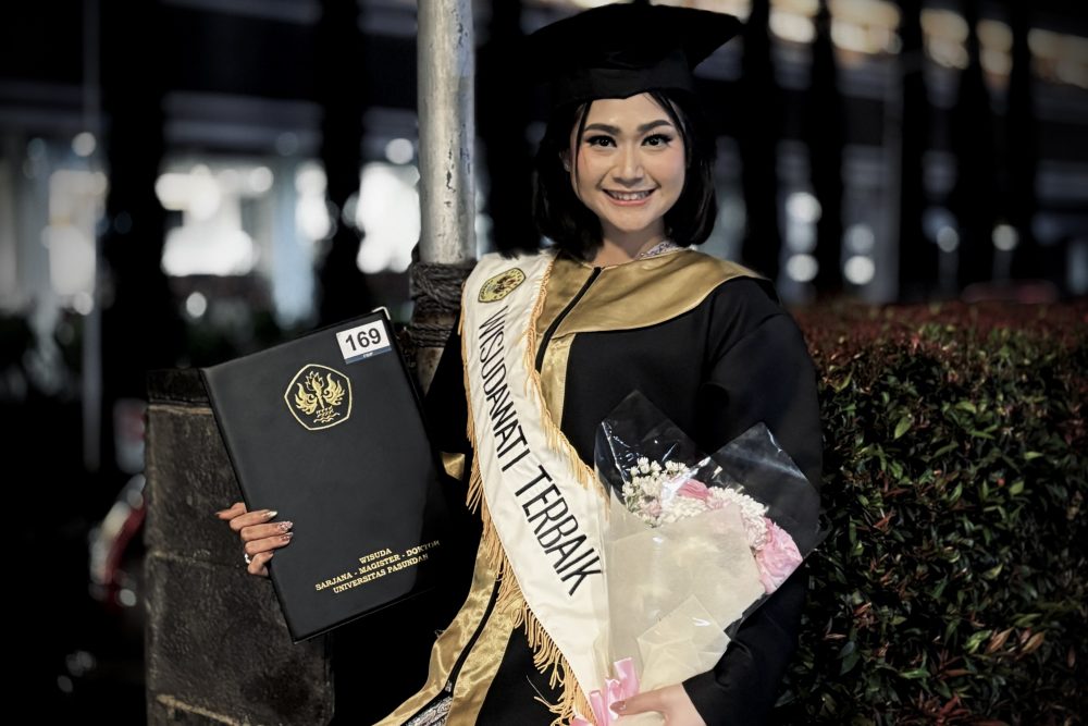 Lulusan FISIP Unpas