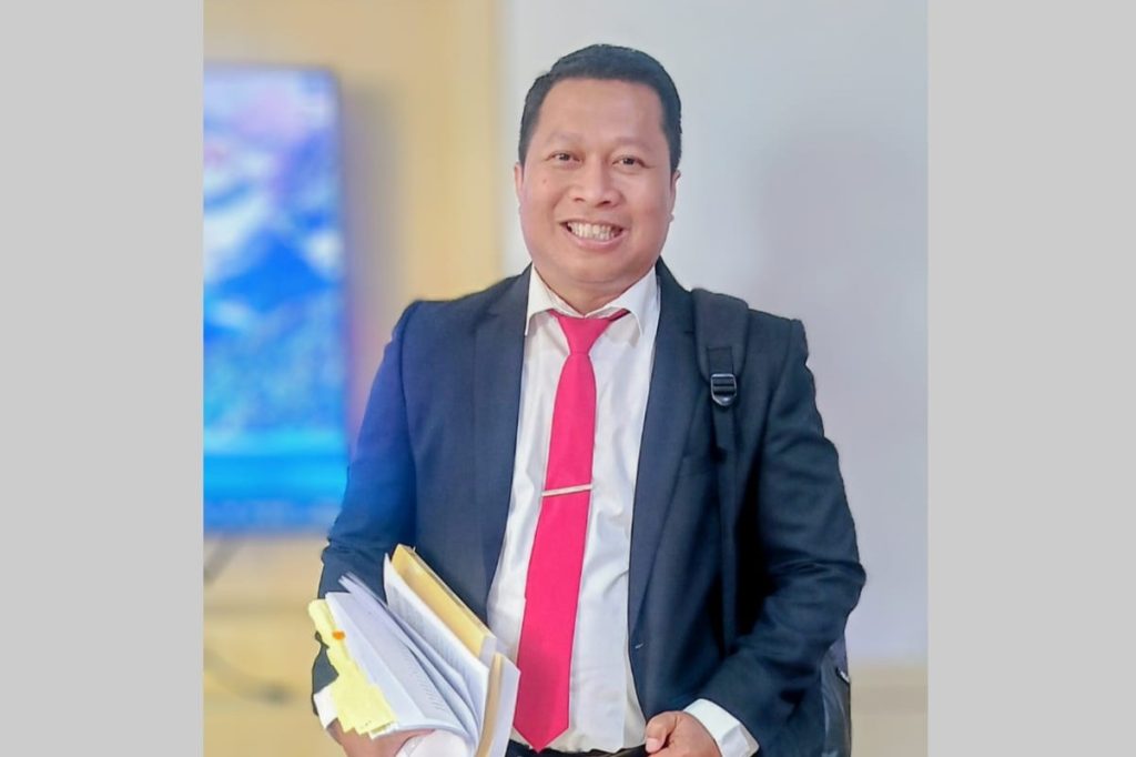 Nuradi, S.H, M.H (Alumni Magister Ilmu Hukum Universitas