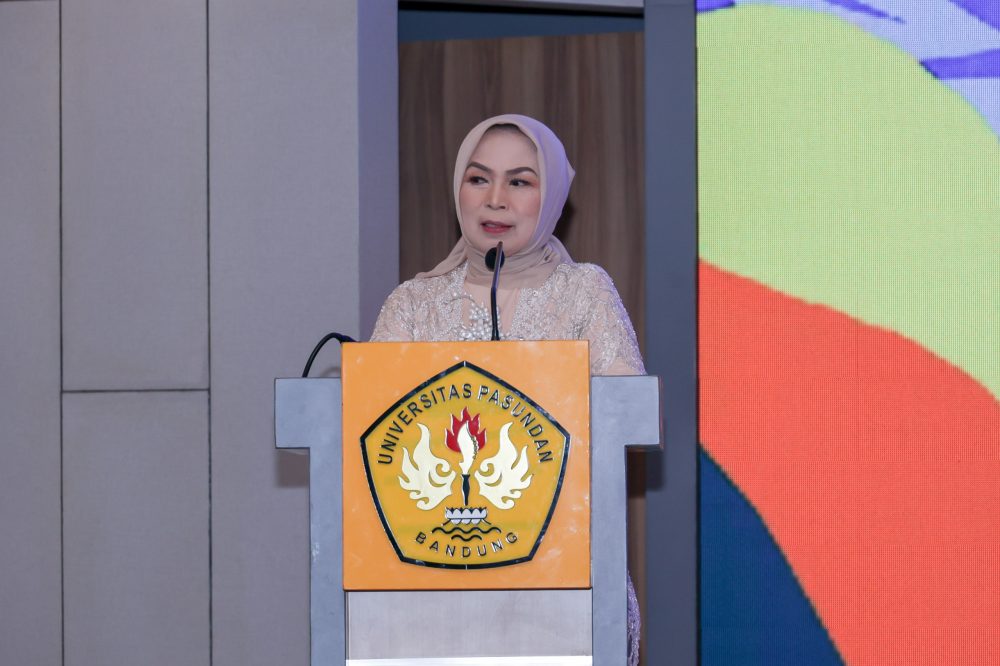 Pengurus IKA Unpas