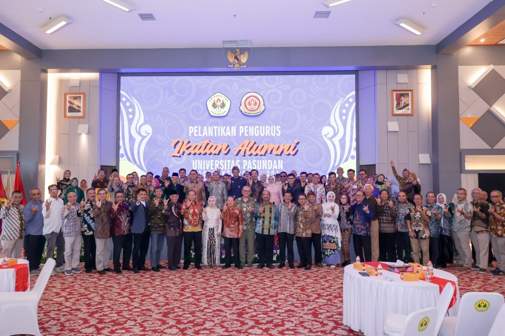 Pengurus IKA Unpas